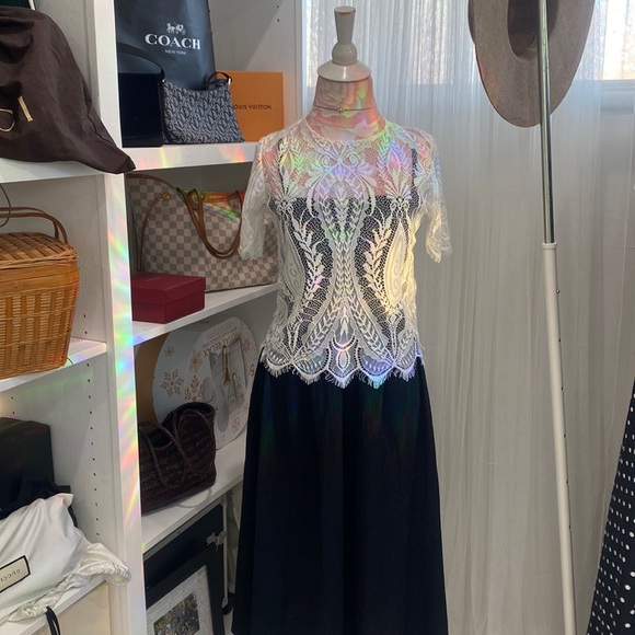 Zara Cream Lace Top Size M - Picture 2 of 6